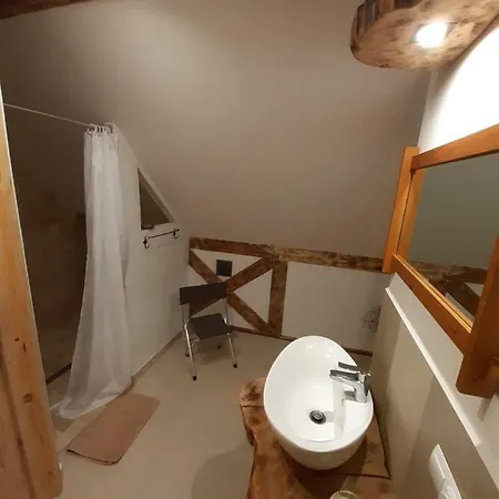 Mazurska Pod Klonowym Lisciem * Szczytno (Warmian-Masurian)